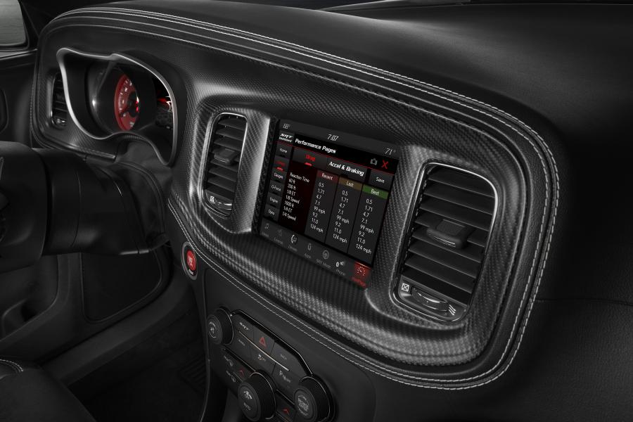 Детали интерьера Dodge Charger SRT Hellcat Widebody 2019 года  (фото 68 из 93)